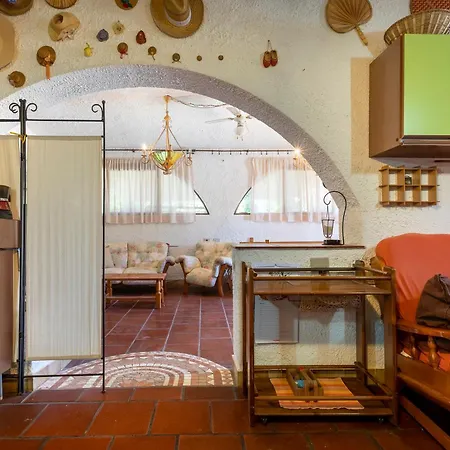 House Tres Molas -marrizza Sorso
